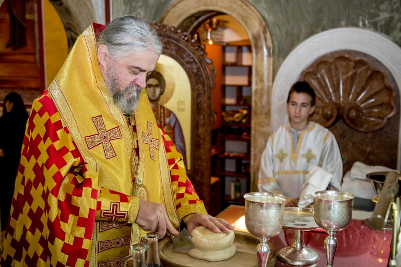 Преосвећени Епископ буеносаирески и јужно-централ амерички г. Кирило: Човјек има само живот ако се сједини са Богом