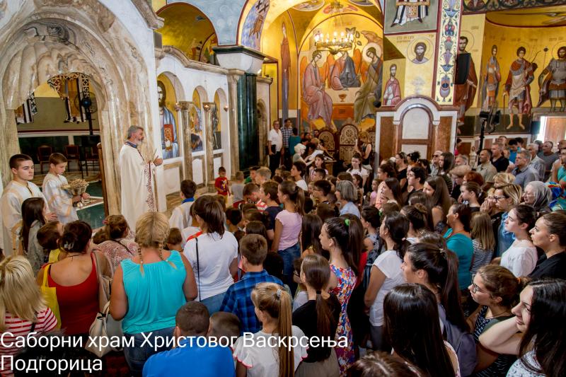 У Саборном храму у Подгорици одслужена Литургија и молебан за почетак нове школске године