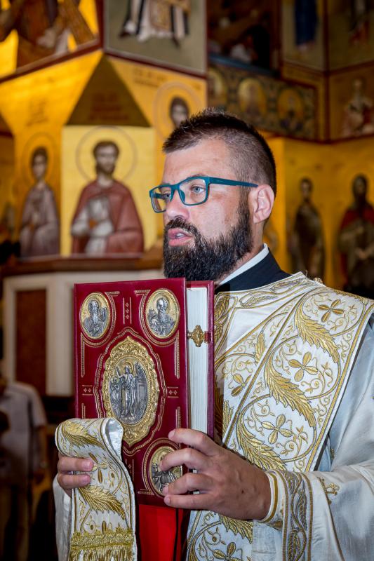 Протојереј Мирчета Шљиванчанин: Црква је за хришћане - све!
