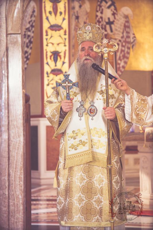 Митрополит Јоаникије Божићну литургију служио у подгоричком саборном храму