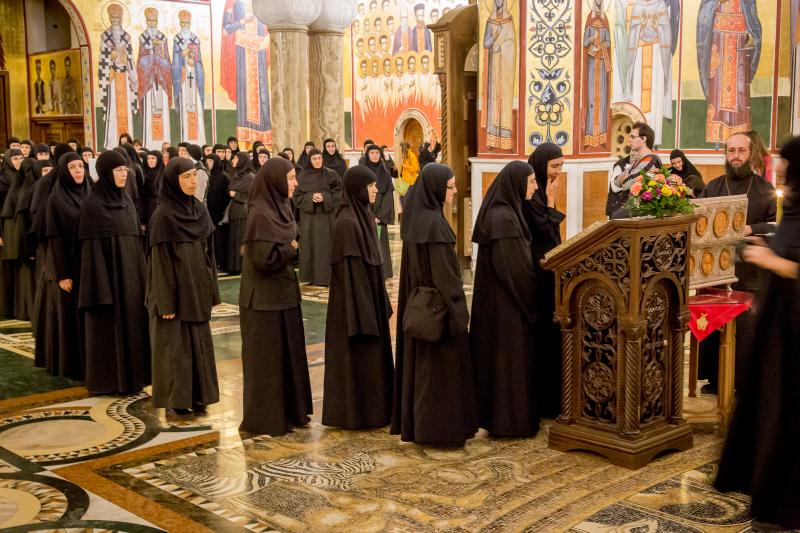 Посјета монахиња из Румуније Саборном храму у Подгорици 