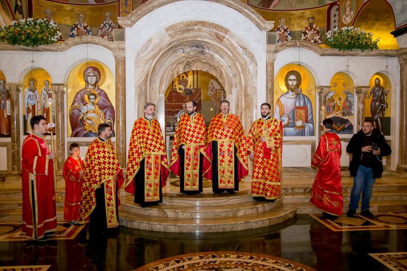Митрополит Амфилохије у подгоричком Саборном храму служио молебан за ново 2018. љето доброте Господње