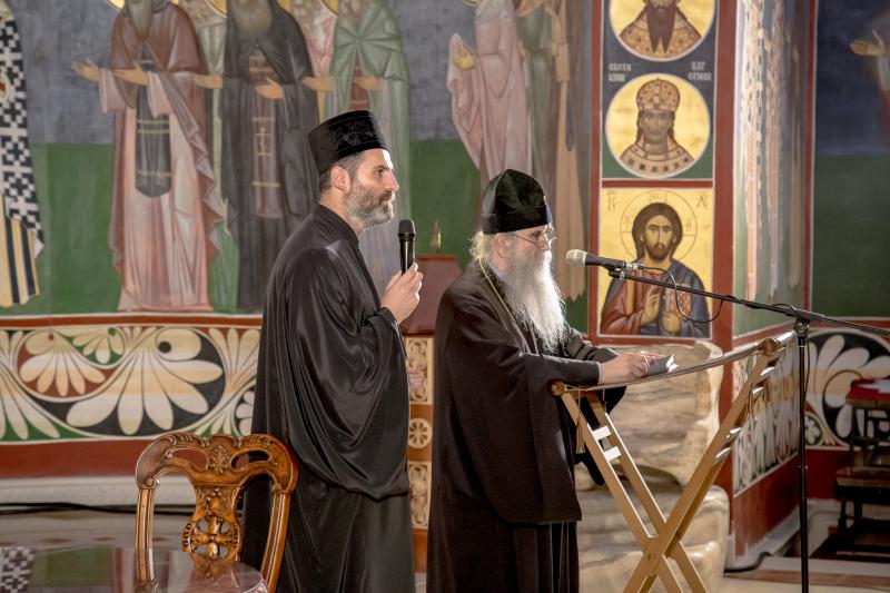 Митрополит Амфилохије је у Саборном храму у Подгорици одржао предавање „Светиња хљеба и вина“ 