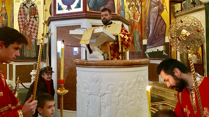 На празник Светог Николаја Мирликијског одслужена Литургија у Саборном храму Христовог Васкрсења у Подгорици