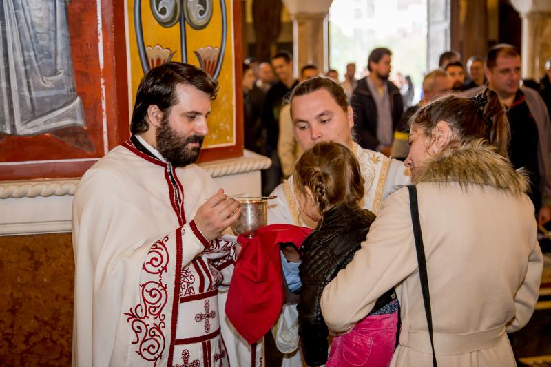 Преосвећени Епископ буеносаирески и јужно-централ амерички : У Цркви - Свуда је присутан Христос !