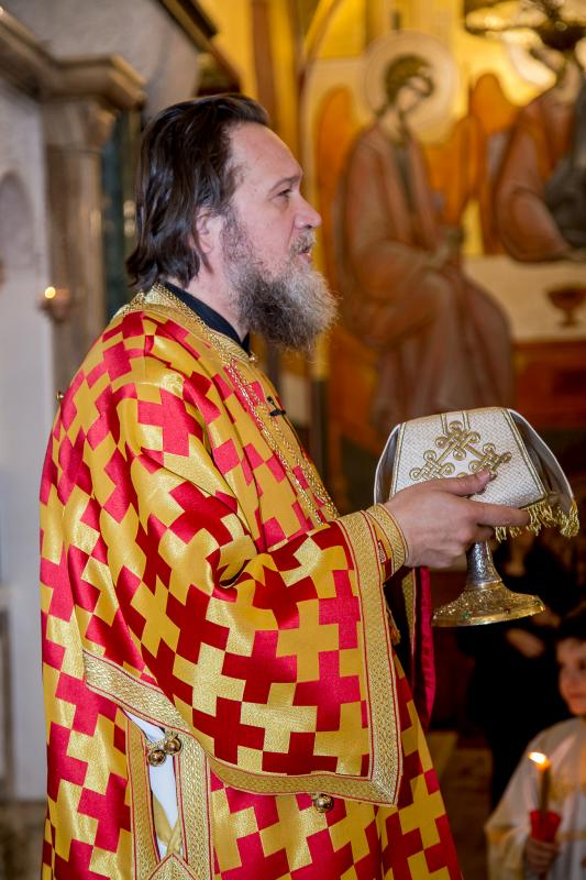 Његово преосвештенство владика Јован (Пурић) одслужио Литургију у Саборном храму у Подгорици