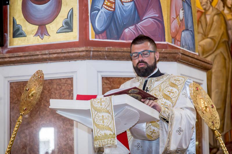 Протојереј Мирчета Шљиванчанин: Црква је за хришћане - све!