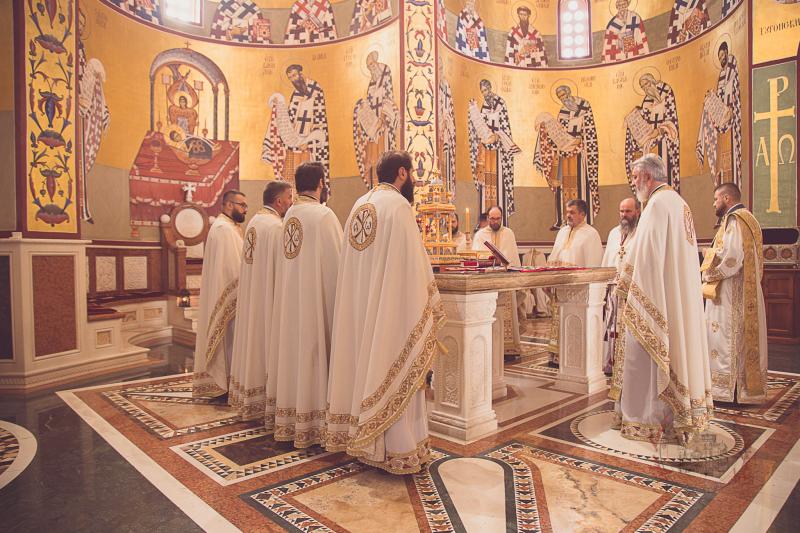 Митрополит Јоаникије: Када дође до свеопштег покајања и преумљења, сазидаће се обновљена Ловћенска капела