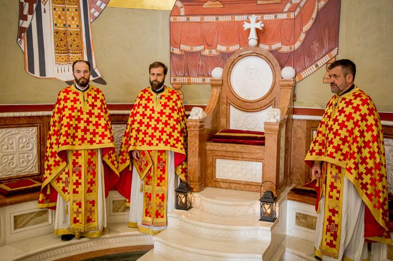 На Цвијети одслужена Литургија у Саборном храму Христовог Васкрсења у Подгорици