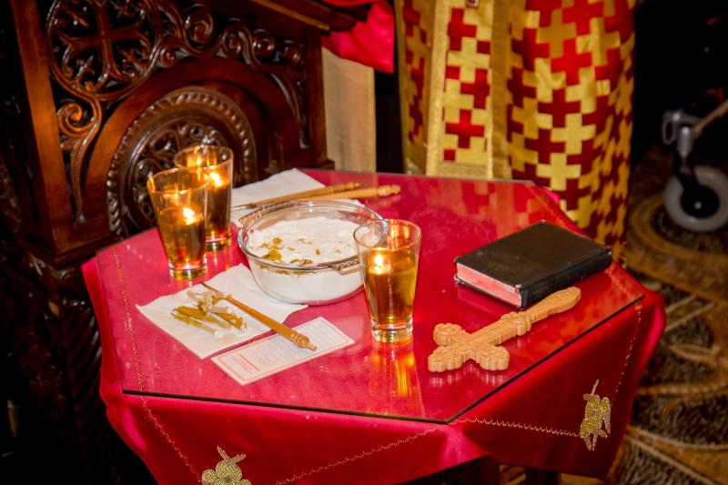 На Велику Сриједу у Саборном храму у Подгорици извршен чин Свете тајне Јелеосвећења