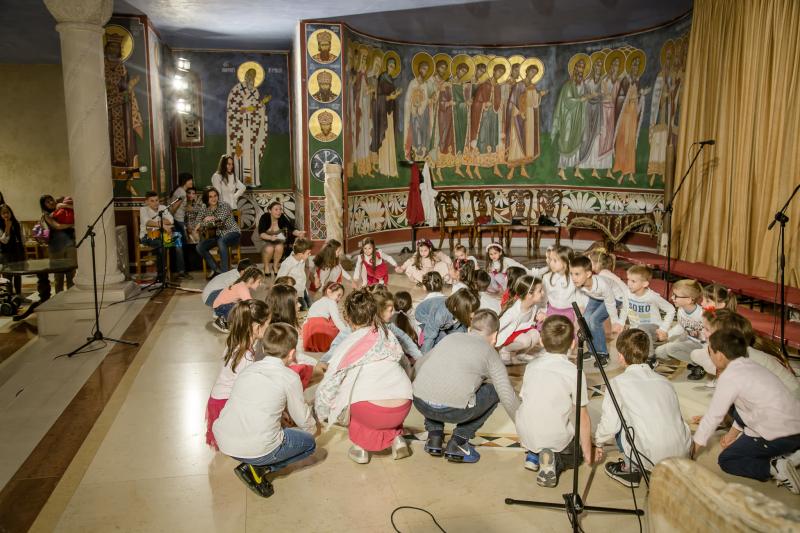 У уторак 2. маја, 2017. године, у крипти Саборног храма одржана свечана приредба поводом славе Школе вјеронауке при Саборном храму у Подгорици