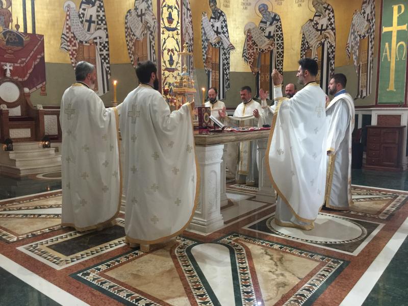 На Петровдан одслужена Литургија у Саборном храму Христовог Васкрсења у Подгорици 