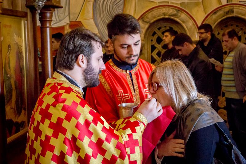 На празник Светог апостола Јакова брата Господњег одслужена јаковљева Литургија у Саборном храму у Подгорици