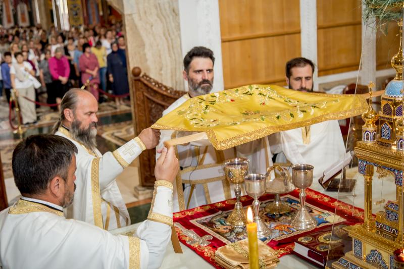 На Видовдан Одслужена Литургија у Саборном храму у Подгорици