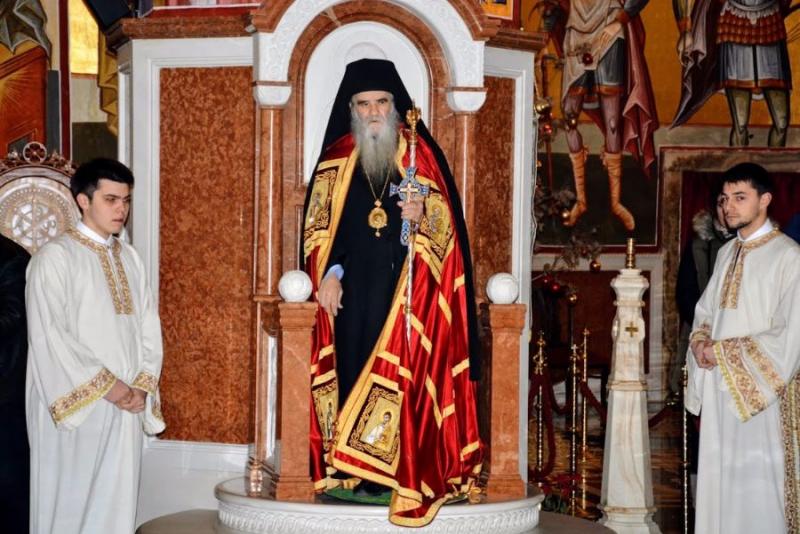 Митрополит Амфилохије на Божић одслужио Литургију у Саборном храму Христовог Васкрсења у Подгорици